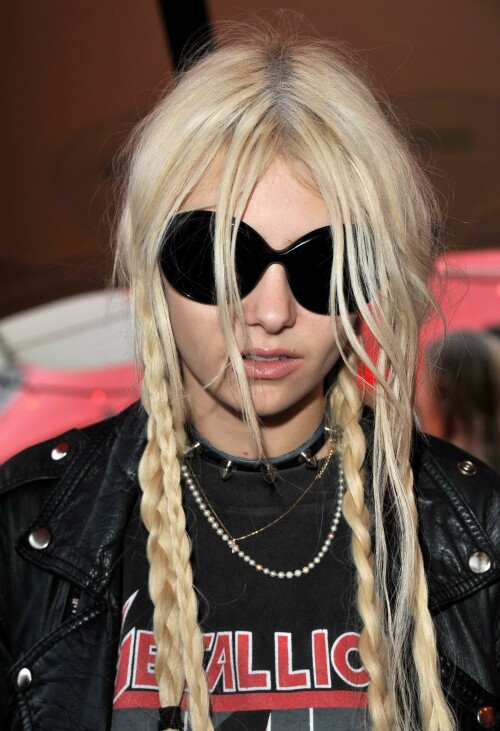 Taylor-Momsen-Kosty555.info-315d25802829d935d7