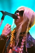 Taylor-Momsen-Kosty555.info-33373b5c96316fcc13