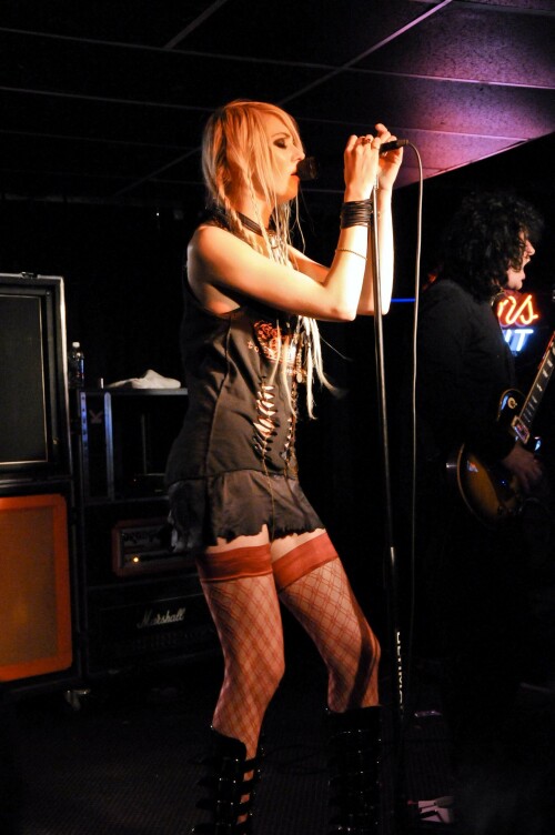 Taylor_Momsen_2011_Kosty555.info_0005bcf4793dd7b6cfb4.jpeg