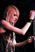 Taylor_Momsen_2011_Kosty555.info_00117cf58888212c7100