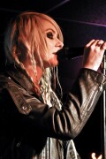 Taylor_Momsen_2011_Kosty555.info_0014d6ce855f63ef3f6c