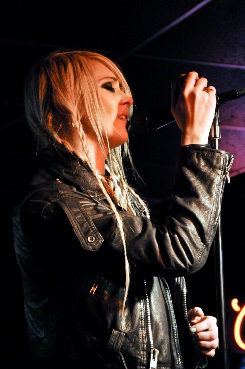 Taylor_Momsen_2011_Kosty555.info_0025b157793057978213.jpeg