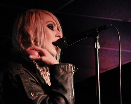 Taylor_Momsen_2011_Kosty555.info_0033e8517839a528036c.jpeg