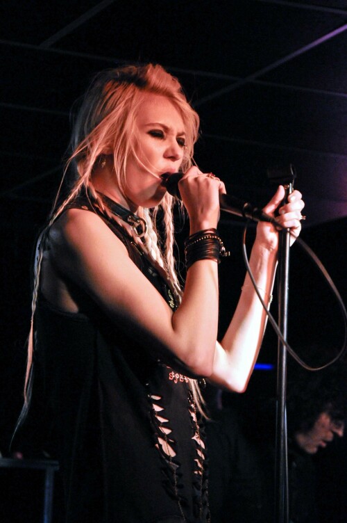 Taylor_Momsen_2011_Kosty555.info_0043776b44d1cf145c6a.jpeg