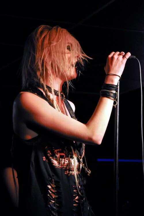 Taylor_Momsen_2011_Kosty555.info_0044d98560a3b654ce90.jpeg