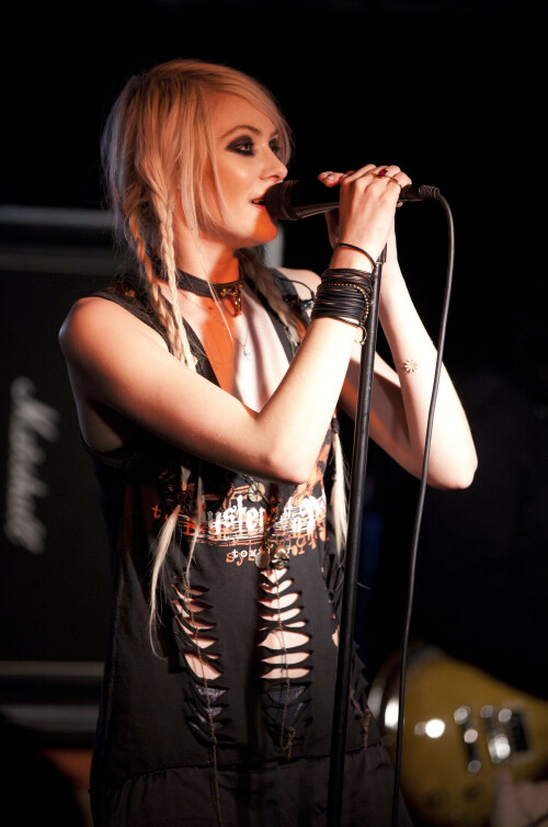 Taylor_Momsen_2011_Kosty555.info_0051a5cb546613e07deb.jpeg