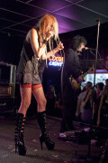 Taylor_Momsen_2011_Kosty555.info_006023f5dcaca0b584b0