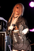 Taylor_Momsen_2011_Kosty555.info_007204d984d2a66d5f37