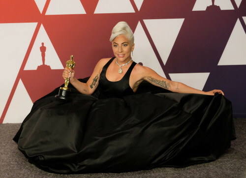 LadyGaga_2019_TheOscars_AcademyAwards_19939e0c380bc8c94e2