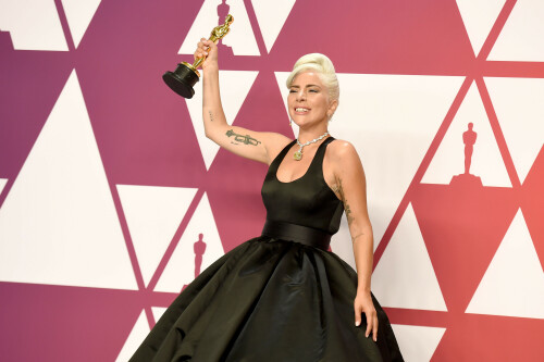 LadyGaga_2019_TheOscars_AcademyAwards_218d24003d6fbcb675c