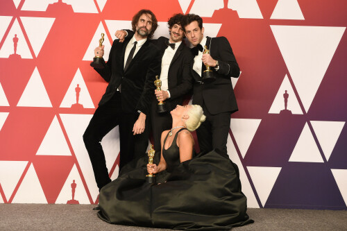 LadyGaga_2019_TheOscars_AcademyAwards_222097a924d2dd40027.jpeg