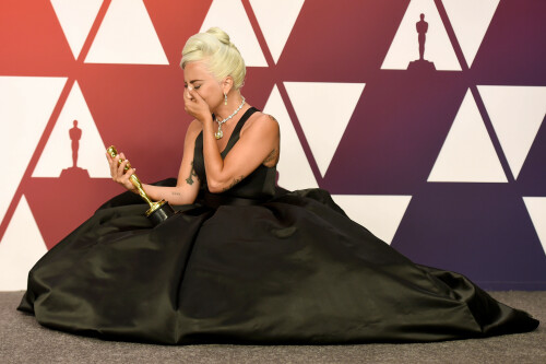 LadyGaga_2019_TheOscars_AcademyAwards_2271267df1fdd55e54e.jpeg