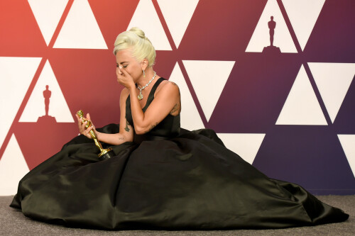 LadyGaga_2019_TheOscars_AcademyAwards_2294ac7a582874b1fc2