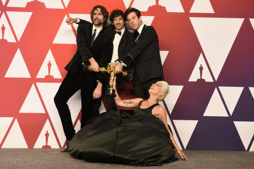 LadyGaga_2019_TheOscars_AcademyAwards_243fea6b2d054daba81.jpeg