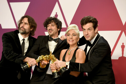 LadyGaga_2019_TheOscars_AcademyAwards_26129789d2b2611c46e.jpeg