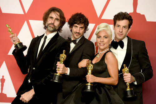 LadyGaga_2019_TheOscars_AcademyAwards_26300f8a1ec554cd0ca.jpeg