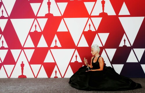 LadyGaga_2019_TheOscars_AcademyAwards_30004f5745b3f97b2fc.jpeg