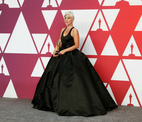 LadyGaga_2019_TheOscars_AcademyAwards_30929f50476ef5ff3f4.jpeg