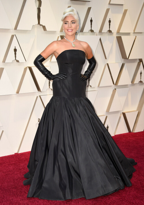 LadyGaga_2019_TheOscars_AcademyAwards_346e18ebc4fb905d7.jpeg