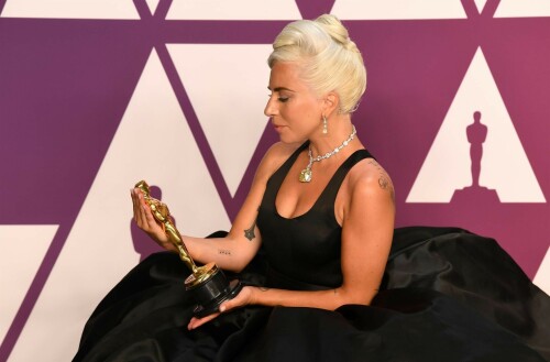 LadyGaga_2019_TheOscars_AcademyAwards_50acd0b462473209d9.jpeg