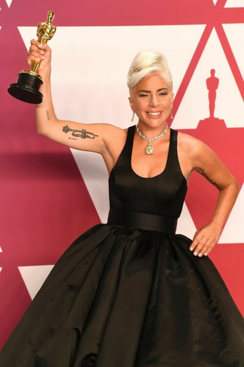 LadyGaga_2019_TheOscars_AcademyAwards_549974d09d2b4139b6.jpeg