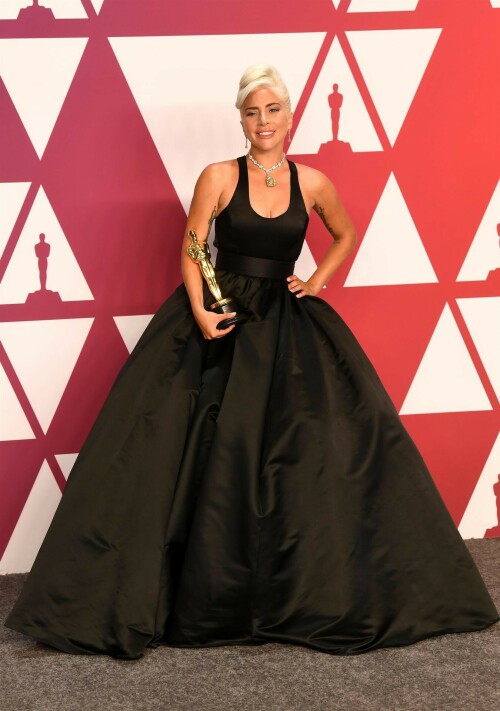 LadyGaga_2019_TheOscars_AcademyAwards_71544537f723658148.jpeg