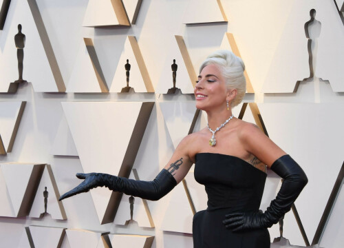 LadyGaga_2019_TheOscars_AcademyAwards_88f587944094f219fa