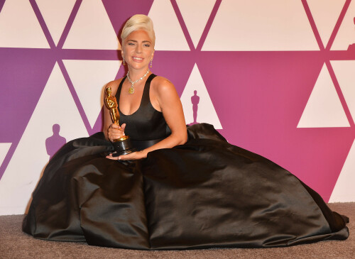 LadyGaga_2019_TheOscars_AcademyAwards_917ccb74c158f82ae2.jpeg