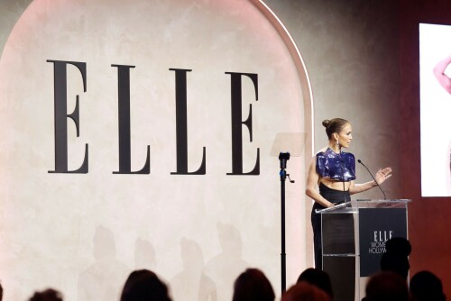 Jennifer-Lopez-ELLEs-Women-in-Hollywood---December-5-2023-0378135529fff0c661