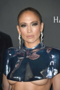 Jennifer-Lopez-ELLEs-Women-in-Hollywood---December-5-2023-61a0fc61f45604d108