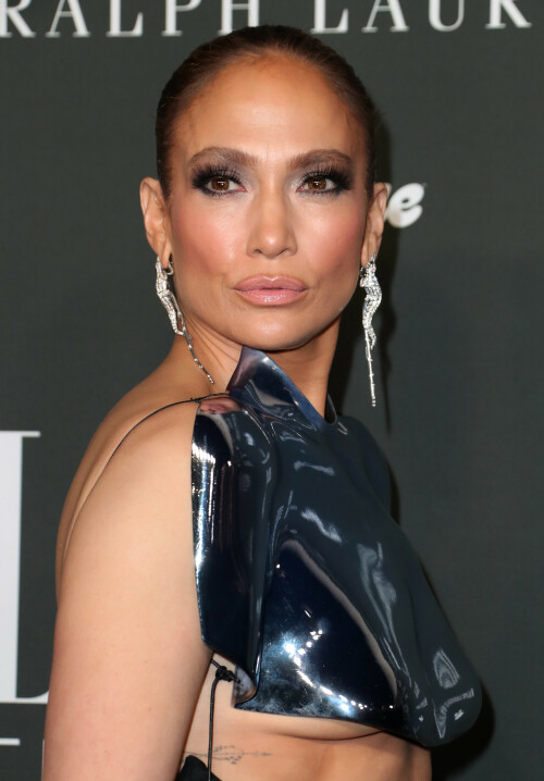 Jennifer-Lopez-ELLEs-Women-in-Hollywood---December-5-2023-63c3a8b51ecc55c553