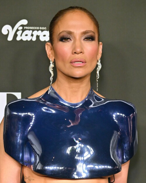 Jennifer-Lopez-ELLEs-Women-in-Hollywood---December-5-2023-69b3c414d4fdb8634f