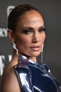 Jennifer-Lopez-ELLEs-Women-in-Hollywood---December-5-2023-78e85207629ae3e297