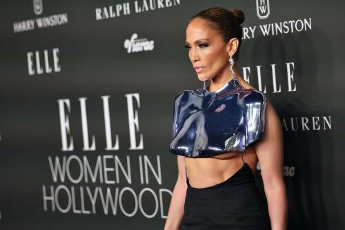 Jennifer-Lopez-ELLEs-Women-in-Hollywood---December-5-2023-9023b74d86ac8a8736