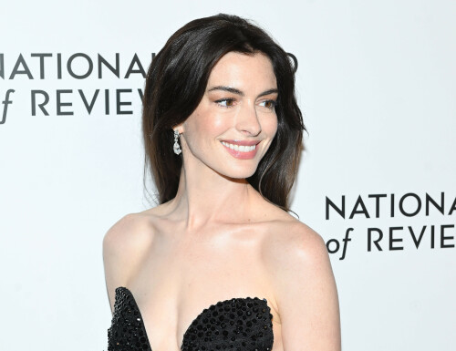 AnneHathaway_January112024_4193e8d198124b666d