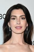 AnneHathaway_January112024_655d0e6c2dcee58b7a