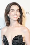 AnneHathaway_January112024_869480d54790e4066d