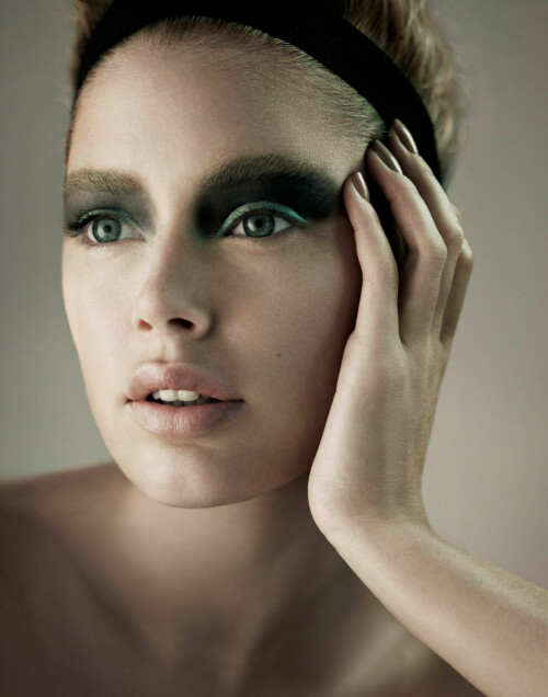 Doutzen_Kroes__Kosty555.info_004dd0d7bef410dd458.jpeg