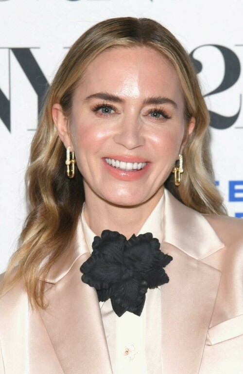 Emily Blunt at an 'Oppenheimer' discussion at 92NY in New York - 06.02.2024

Emily Blunt Says She Learned About Her Oscar Nomination 'Directly After Picking Up My Dog's Poop'

"I think he went and put [the poop] in the trash and then we both cried," the 'Oppenheimer' actress added of husband John Krasinski

Emily Blunt's got the scoop!

The Oppenheimer actress, 40, reflected on earning her first-ever Oscar nomination during an interview for the Happy Sad Confused podcast at The 92nd Street Y in N.Y.C. on Tuesday, recalling the everyday, relatable chore she had just finished doing when she heard the "magical" news.

"I did have a brief cry when I learned ... directly after picking up my dog’s poop," Blunt told MTV’s Josh Horowitz, who hosts the Happy Sad Confused podcast. "I did pick up the poop, and then I heard that I got nominated."

She added that her husband and fellow actor John Krasinski "had a really good cry, as well" as they learned she'd nabbed a Best Supporting Actress nod for her role in Oppenheimer.

"After helping me with the poop — I think he went and put it in the trash, and then we both cried," Blunt joked.

For her performance as Katherine "Kitty" Oppenheimer, wife of physicist and Los Alamos director J. Robert Oppenheimer (played by Cillian Murphy, himself up for Best Actor), Blunt earned an Academy Award nod for Supporting Actress on Jan. 23.

"I’m completely overcome and overjoyed. Weak legged and immensely grateful for this moment," she said in a statement at the time. "It goes without saying that this staggering film has changed my life."

"Colossal congratulations to my OppenHomies who all blew the doors off the place in their fields," Blunt added, shouting out the cast and crew of the Christopher Nolan-directed epic. "We are a family in this, so to raise a glass alongside my friends is a euphoric feeling indeed."

Joining the Devil Wears Prada star in the Supporting Actress category are Danielle Brooks for The Color Purple, Da’Vine Joy Randolph for The Holdovers, America Ferrera for Barbie and Jodie Foster for Nyad.

In addition to Blunt, the other first-time acting nominees this year are Murphy, 47, Brooks, 34, Randolph, 37, and Ferrera, 39, plus Sterling K. Brown (American Fiction), Colman Domingo (Rustin), Lily Gladstone (Killers of the Flower Moon), Sandra Hüller (Anatomy of a Fall) and Jeffrey Wright (American Fiction).

Oppenheimer became the third-highest-grossing movie of 2023 and is now the highest-grossing biopic of all time.

It also marks the first time Blunt has ever starred in a Best Picture nominee. In an interview with PEOPLE, she equated filming on location in New Mexico to being at "summer camp."

"We were all in the same hotel in the middle of the New Mexican desert," she recalled in July 2023. "We only had each other.”

The 96th Academy Awards, hosted by Jimmy Kimmel, will air live on Sunday, March 10, from the Dolby Theatre in Hollywood, California, beginning at 7 p.m. ET.

People

#EmilyBlunt