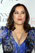 jennifer_tilly_opening_night_of_jennifer_lopezs_all_i_have_5c3a1443f8d9c8e1a