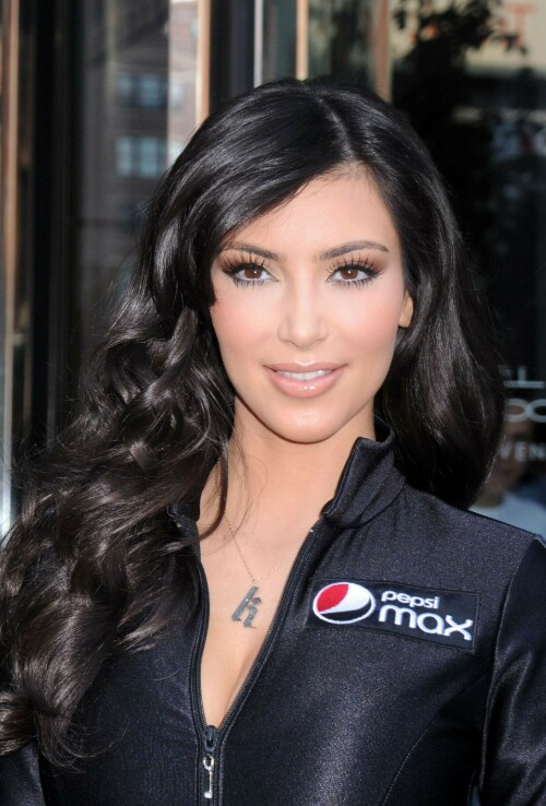 Kim-Kardashian-98-Kosty555.info1d27ce10882c5e8d.jpeg