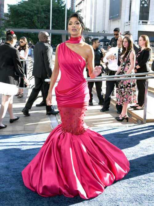 Nicole-Scherzinger-The-77th-Annual-TONY-Awards_20d89442394d81d297