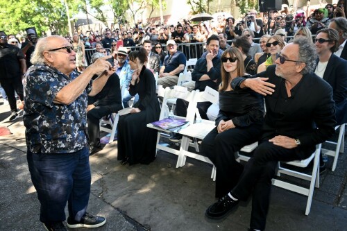 MonicaBellucci---TimBurtons-Hollywood-Walk-of-Fame-ceremony---September-3-2024-064453cbf6881d8e5d.jpeg