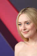 DakotaFanning_EmmyAwards2024_30d1fc1562cf43d317