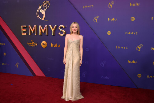 DakotaFanning_EmmyAwards2024_39a51edc79baaef458