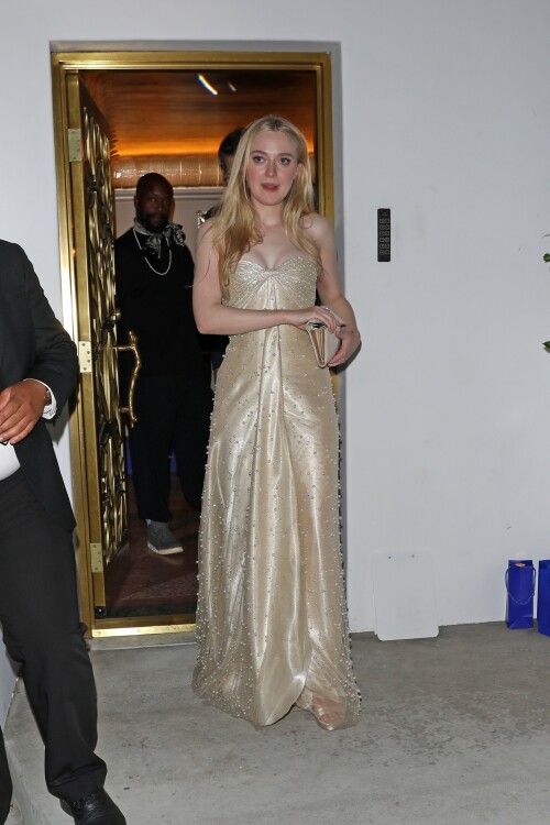 DakotaFanning_Sept152024_10b56966721ab215fa.jpeg