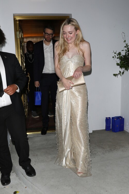 DakotaFanning_Sept152024_15bc714967d7016b72.jpeg