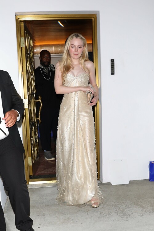 DakotaFanning_Sept152024_9e4bf673610b207a1