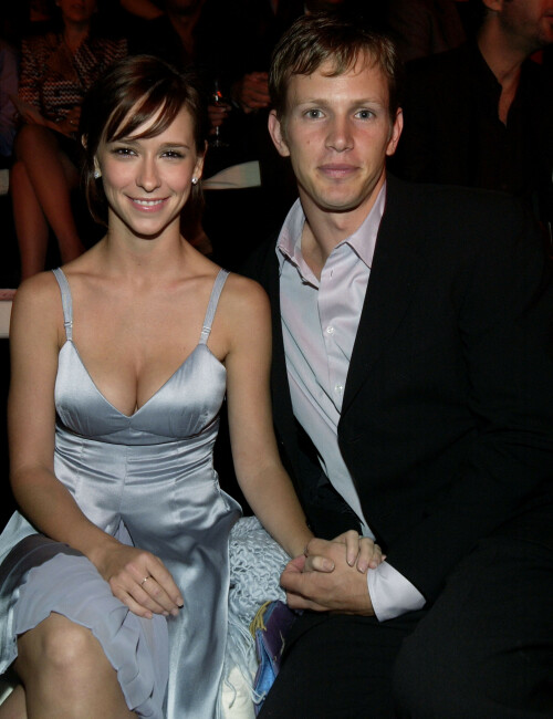 JenniferloveHewitt_Sept92003_HQPicsSpace_1437031f635af4b8798