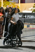 KimKardashian_BrokenLeg_Dec172024_14ed69062ca8d766db